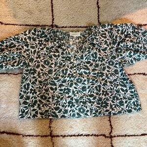The Great Size 3 Green and White Floral Top Blouse Shirt Great Condition!